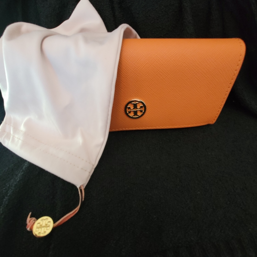 NWT Tory Burch Stunning Pearl Tortoise TY7097 Sunnies Sunglasses - Picture 7 of 7